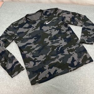 Nike Camo Dri Fit Shirt Mens Medium Longsleeve Skater Active Athletic